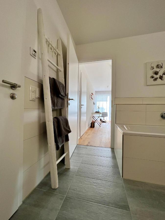 Blickinsgruen Apartment Friedrichshafen Bagian luar foto