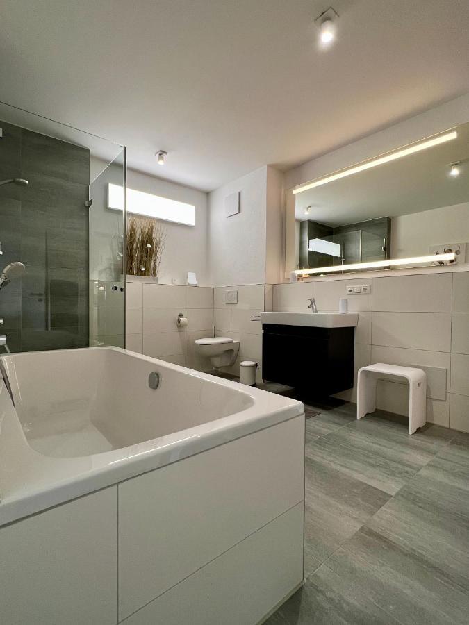 Blickinsgruen Apartment Friedrichshafen Bagian luar foto