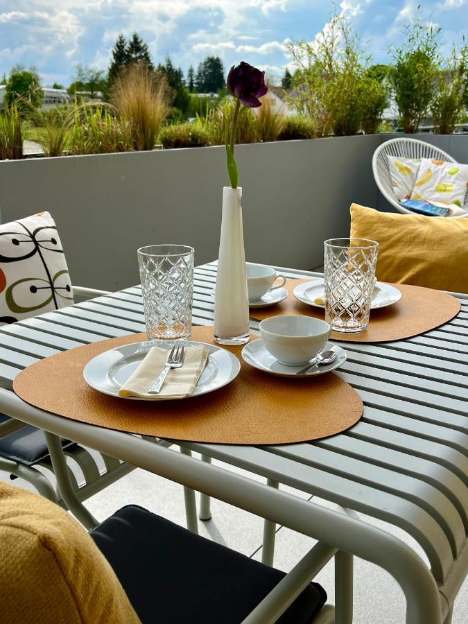 Blickinsgruen Apartment Friedrichshafen Bagian luar foto